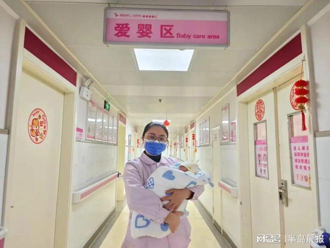 代孕生孩子多少费用